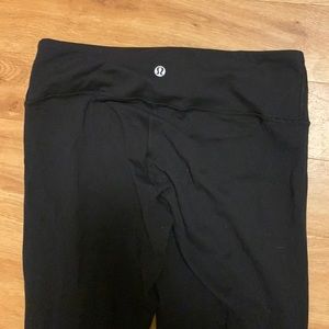 Black lululemon leggings